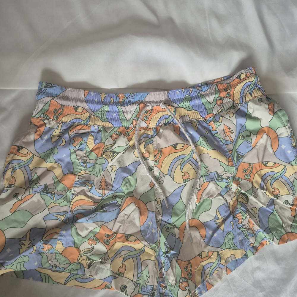 Columbia Multicolor Patterned Women's Athletic Sh… - image 1